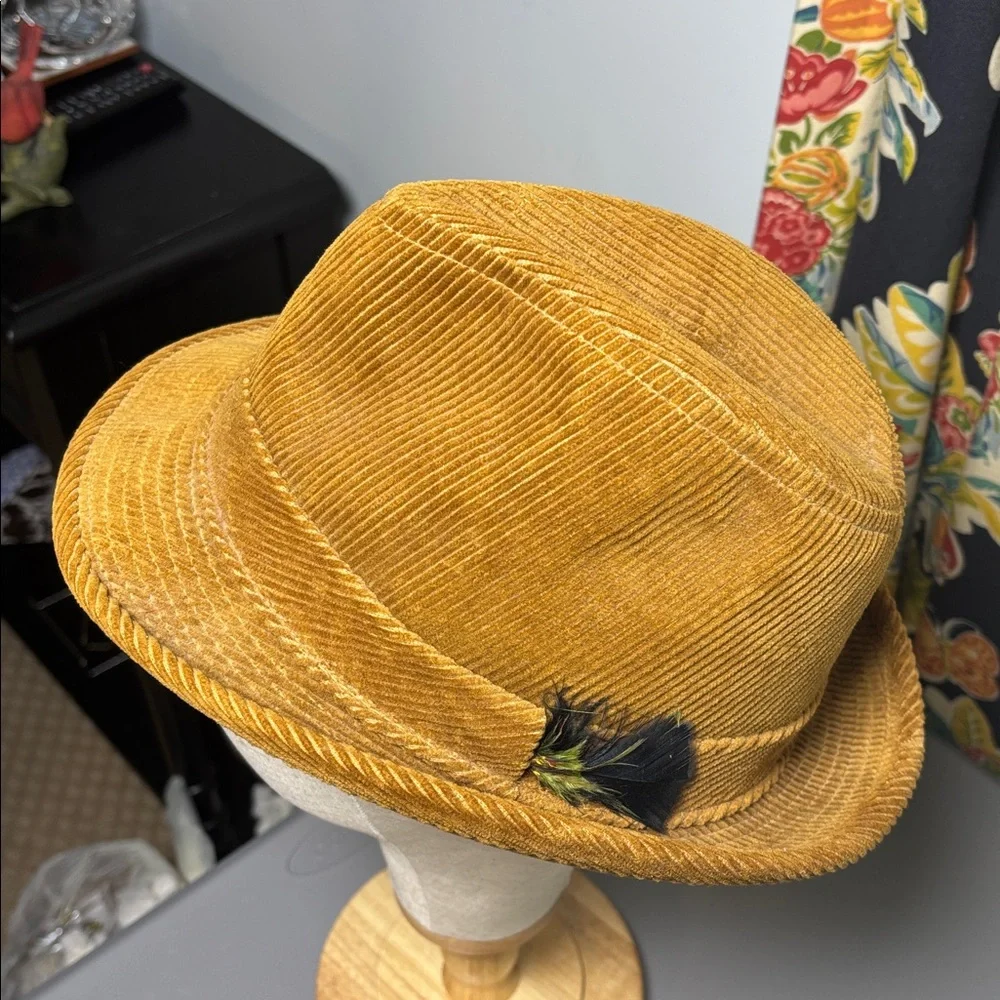 Vintage United Hatters Cap & Millinery Mens Fedora Hat Size 7 Brown Tan Corduroy